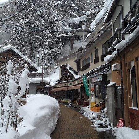 Отель Sawataya Нодзаваонсен Экстерьер фото
